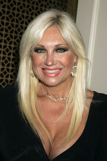 Lovely bombshell Shrima
