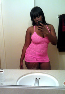 Hot fat doodhwali aunty
